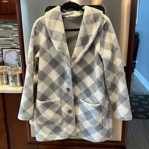 Susan Graver EUC Sherpa jacket